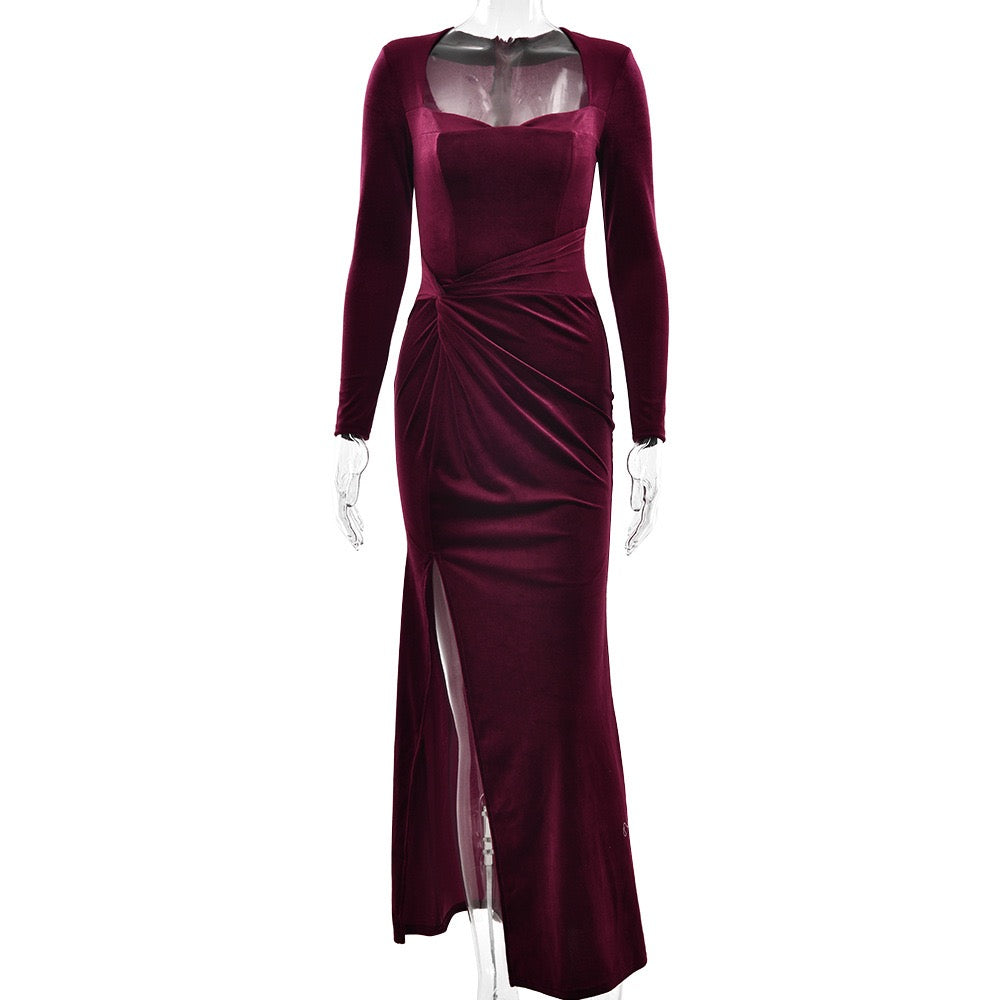 שמלת מקסי קטיפה בעיצוב שסע - פראג