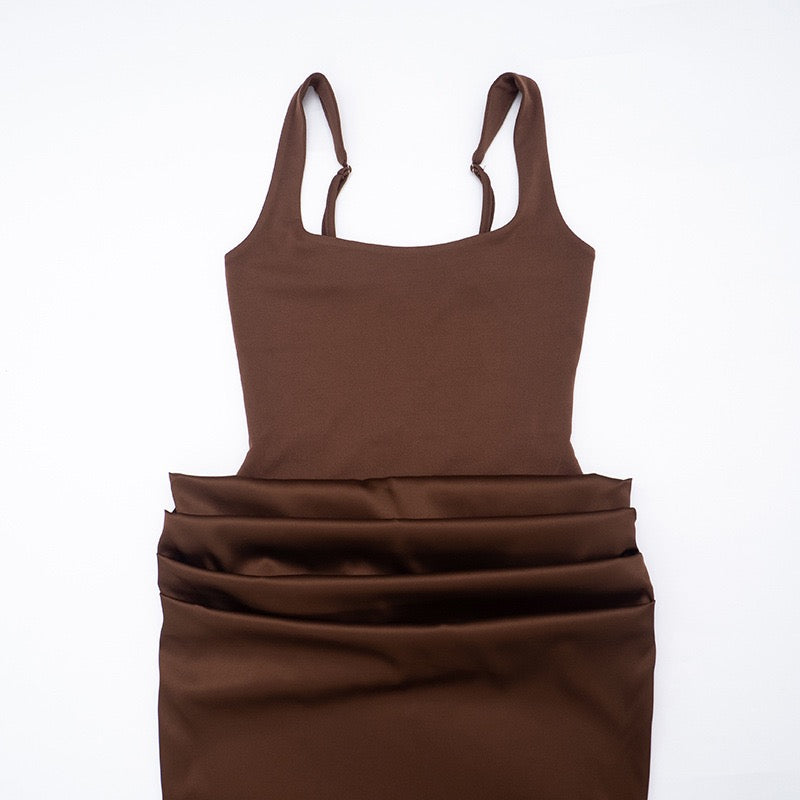 שמלת מקסי בעיצוב קיפולי סאטן ומחוך - לויאנה