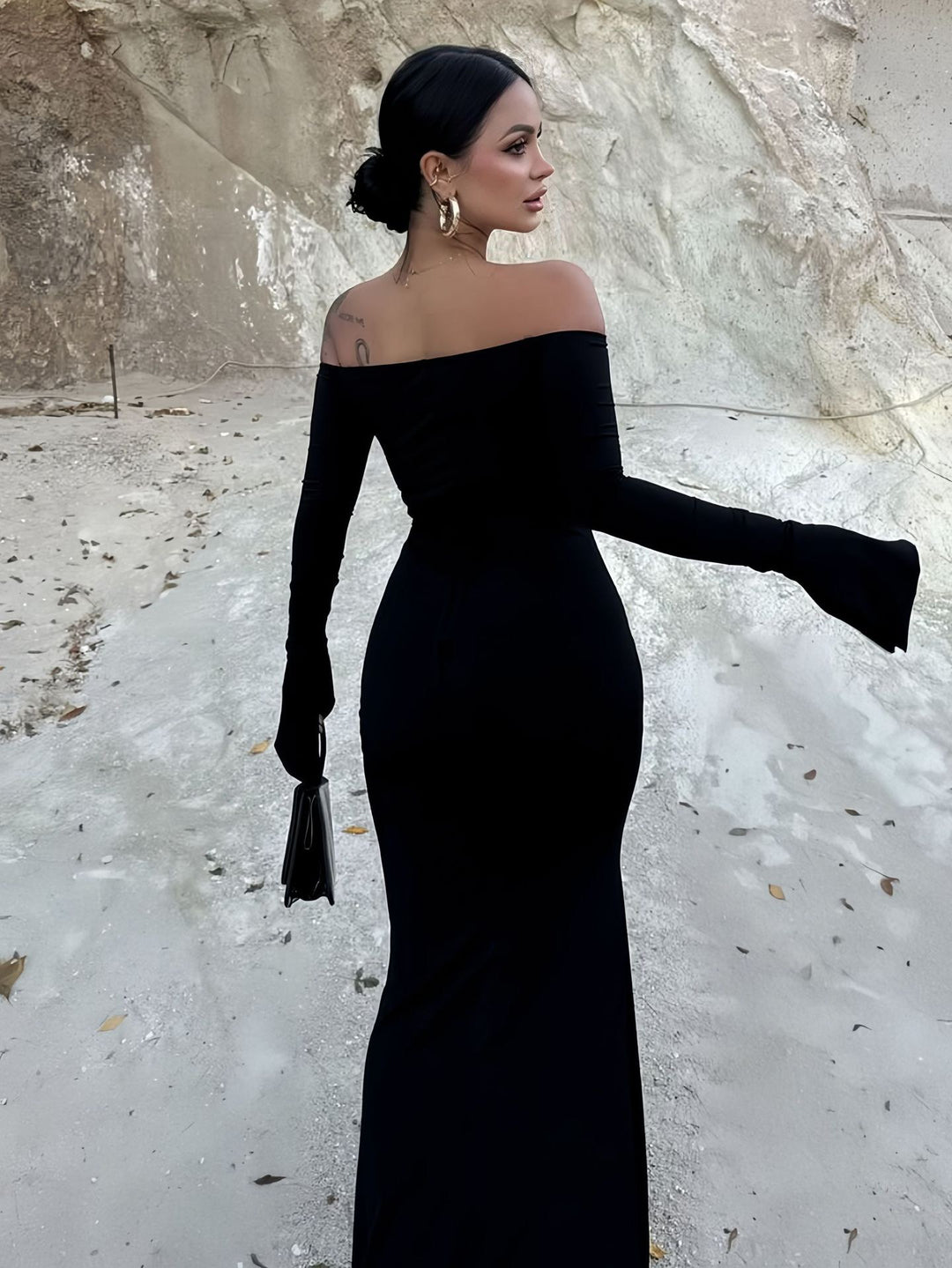 שמלת מקסי כתפיים חשופות בעיצוב שסע - Vienna