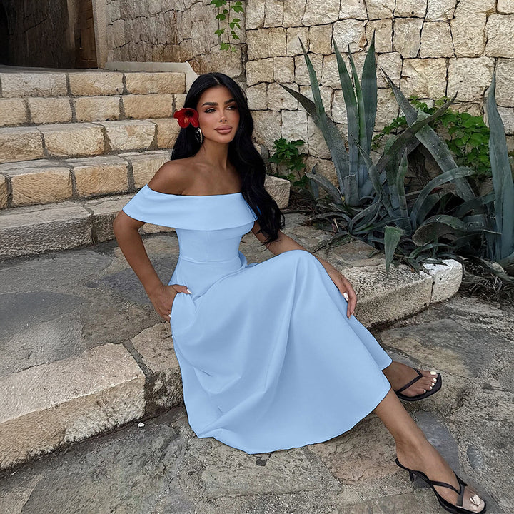 שמלת מידי בגזרת A בעיצוב כתפיים חשופות וכיסים - HINES
