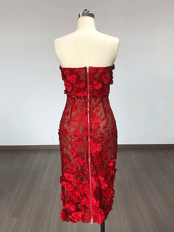 שמלת מידי סטרפלס בעיצוב רקמת פרחים - מוריה