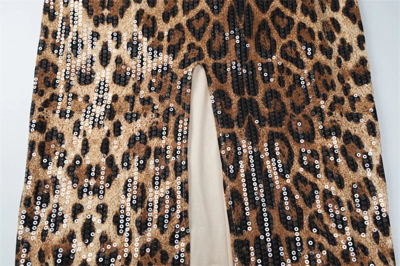 שמלת מידי צמודה בעיצוב פייטים מנומר ותחרה - רוקסי