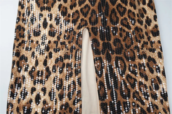 שמלת מידי צמודה בעיצוב פייטים מנומר ותחרה - רוקסי