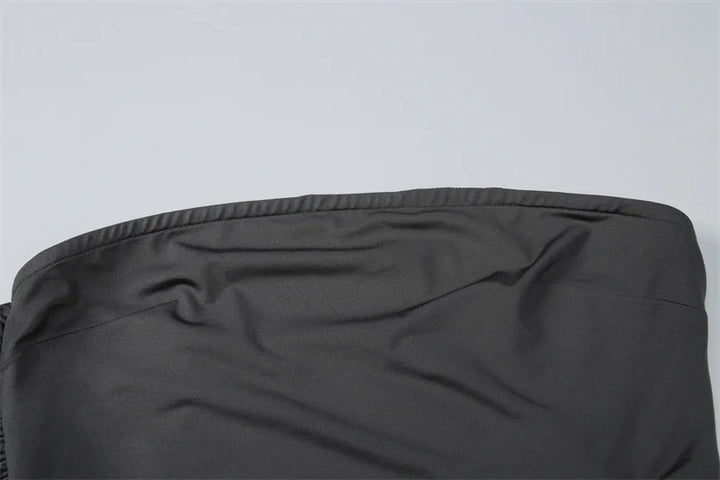 שמלת מקסי בעיצוב כתפיה אחת ושסע בעיטור כיווצים ואבזם - וולדה