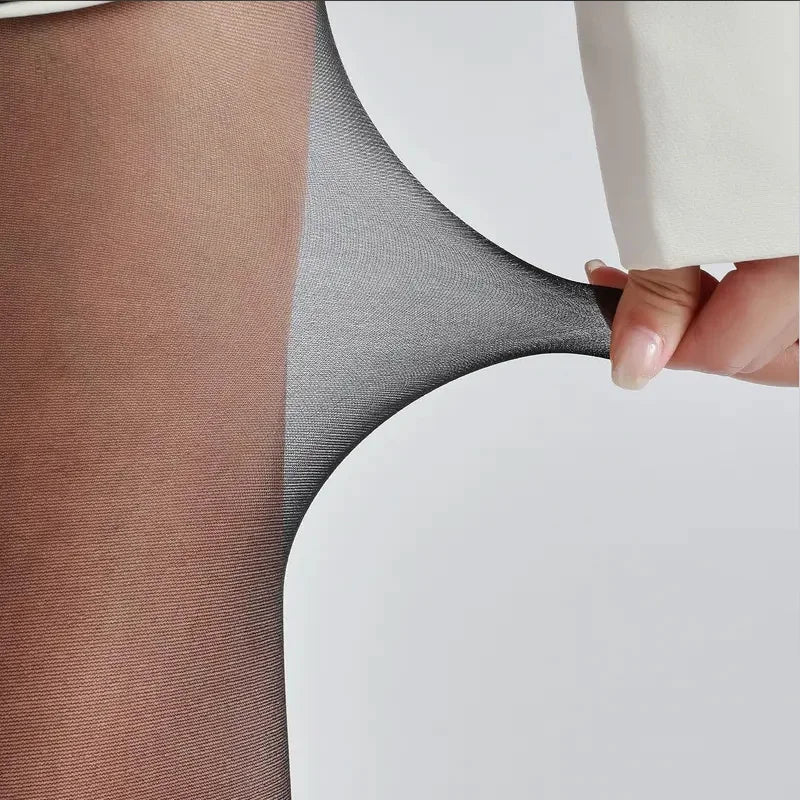 גרביון דק שקוף בעיצוב פס