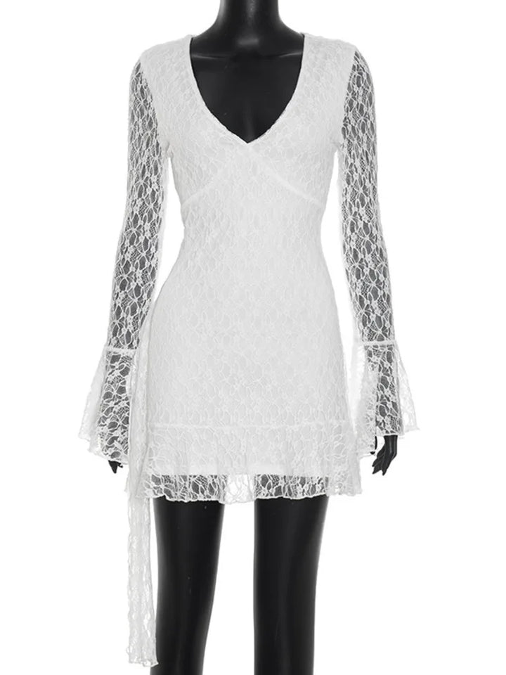 שמלת מיני תחרה בעיצוב שרוולי פעמון - רון לי