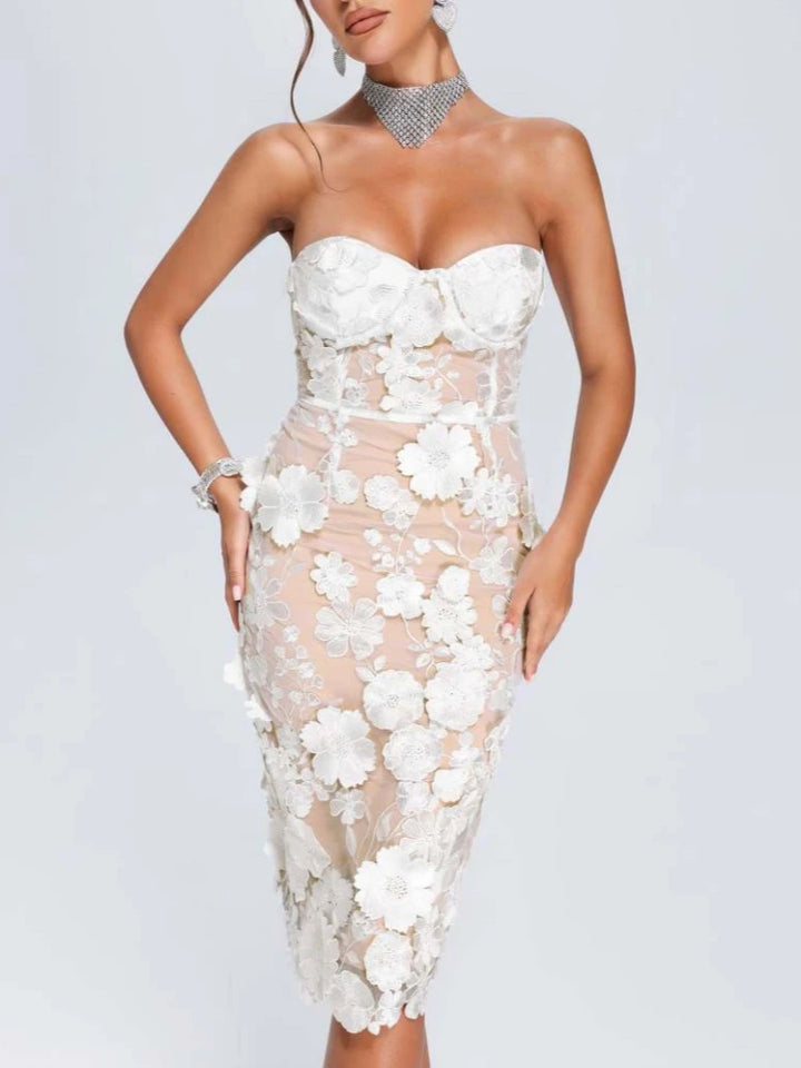 שמלת מידי סטרפלס בעיצוב רקמת פרחים - מוריה