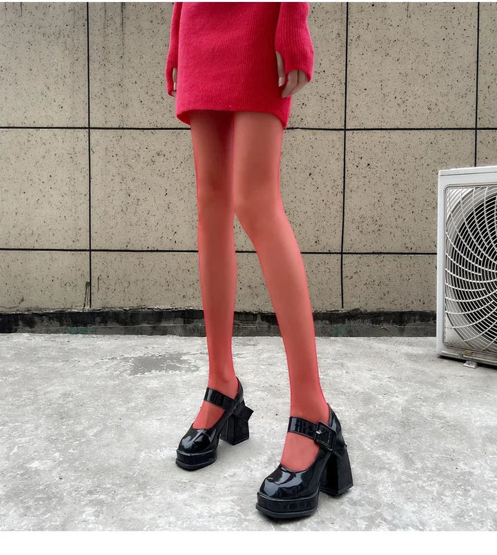 גרביונים אטומים / שקופים במגוון צבעים