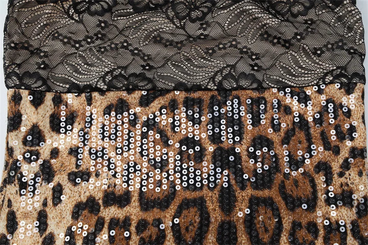 שמלת מידי צמודה בעיצוב פייטים מנומר ותחרה - רוקסי