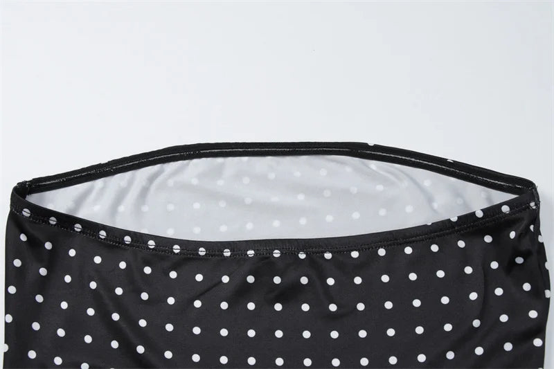 שמלת מקסי סטרפלס נקודות בעיטור צעיף תואם - פמלה