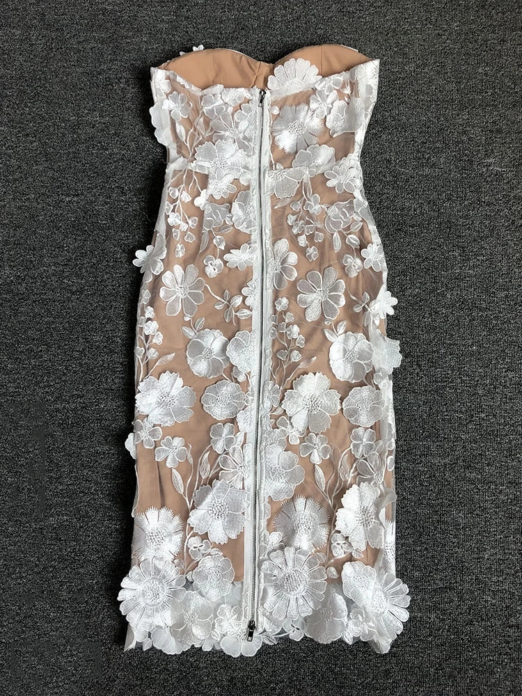 שמלת מידי סטרפלס בעיצוב רקמת פרחים - מוריה