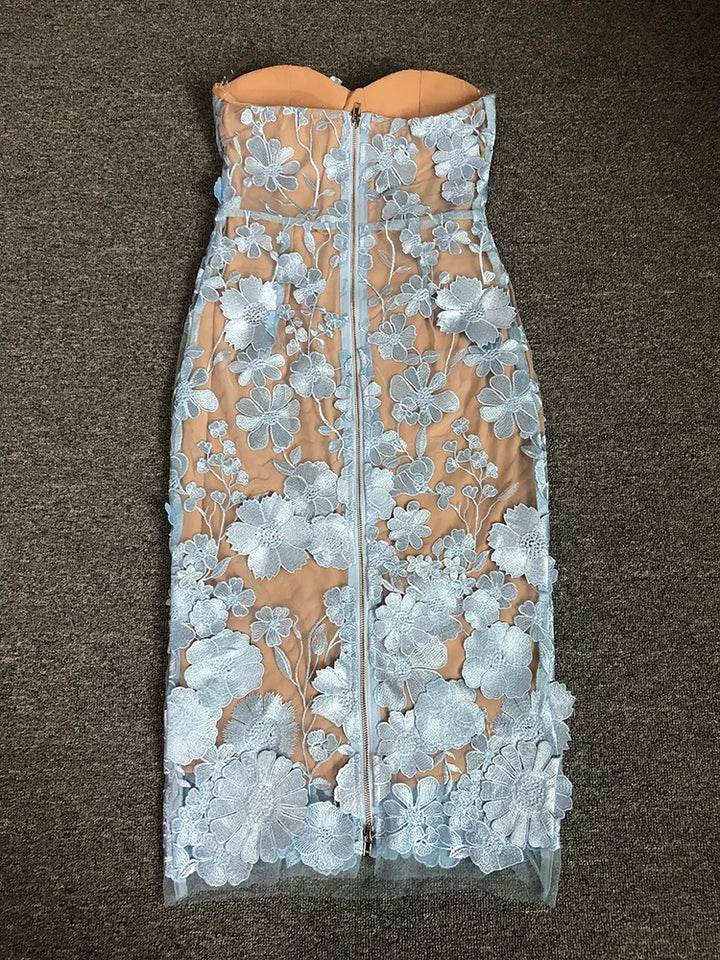 שמלת מידי סטרפלס בעיצוב רקמת פרחים - מוריה