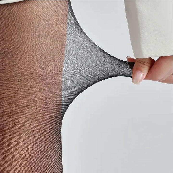 גרביון דק שקוף בעיצוב פס