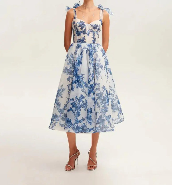 שמלת מידי שיפון פרחונית בגזרת A קשירה בכתפיות - ורונה