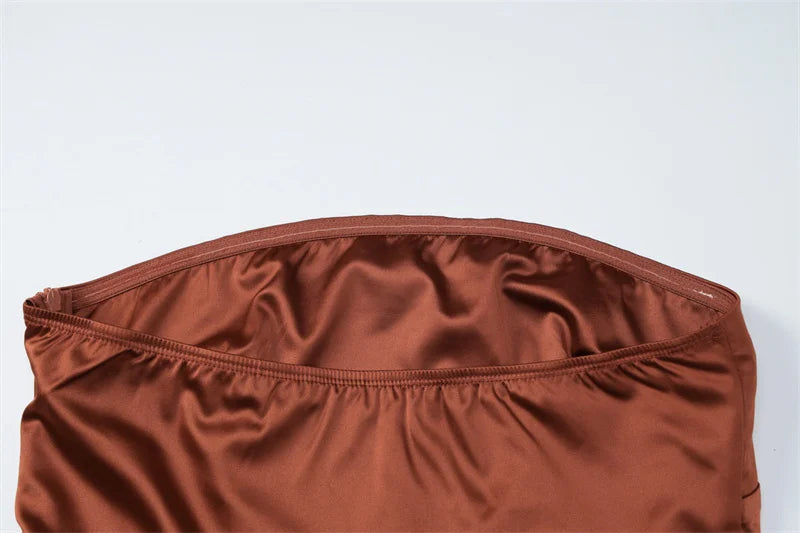 שמלת מקסי סטרפלס סאטן בעיטור צעיף תואם - טיראן