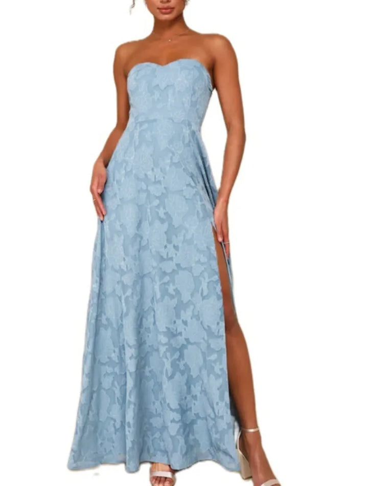 שמלת מקסי סטרפלס בעיצוב רקמת פרחים ושסע - פלורה