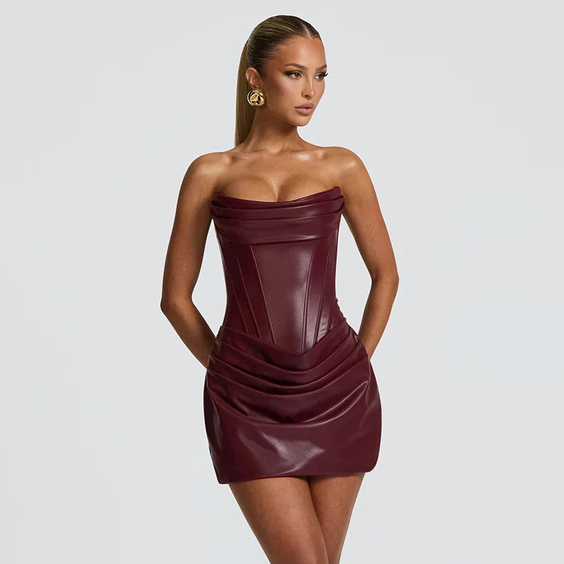 שמלת מיני סטרפלס דמוי עור בעיצוב מחוך וקיפולים - ויקטוריה