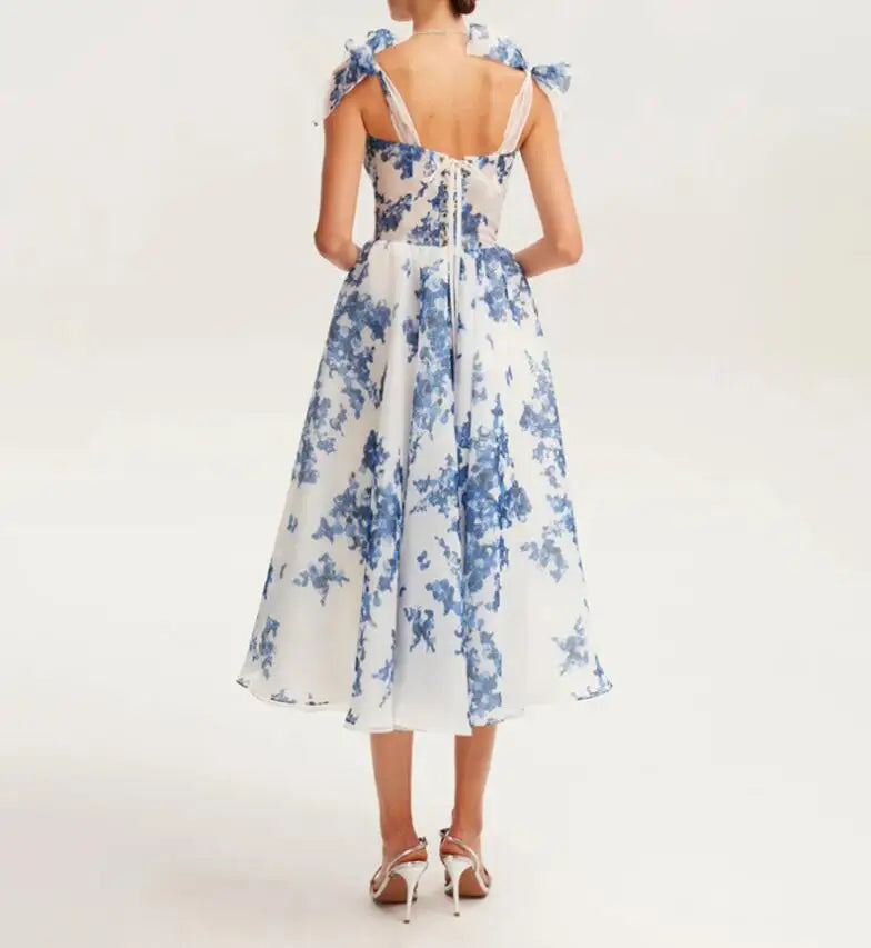 שמלת מידי שיפון פרחונית בגזרת A קשירה בכתפיות - ורונה