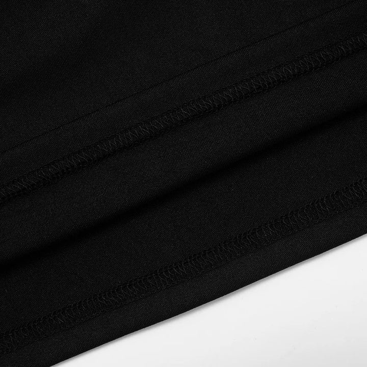 שמלת מיני מחויטת בעיצוב סגירת סיכות וקיפולים - מוס