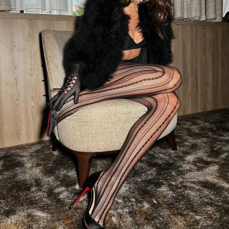 גרביונים רטרו סטייל