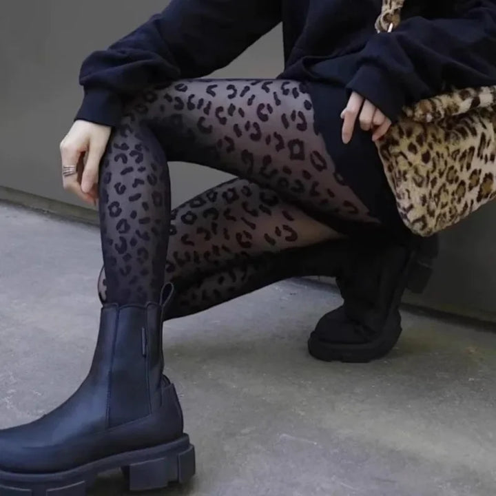 גרביון שקוף בעיצוב מנומר