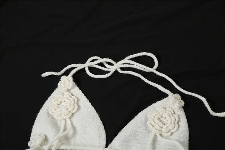 סט שני חלקים סרוג בעיטור אפליקציות פרחים טופ קשירה וחצאית מקסי - אווה