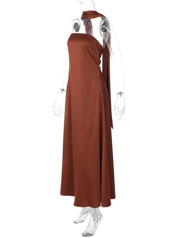 שמלת מקסי סטרפלס סאטן בעיטור צעיף תואם - טיראן