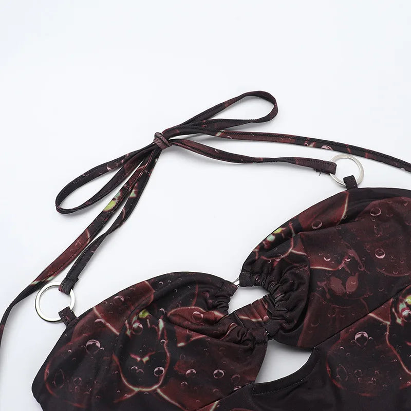 שמלת מקסי בהדפס מיוחד בעיצוב קשירה בצוואר ובגב בעיטור שסע - סולמא