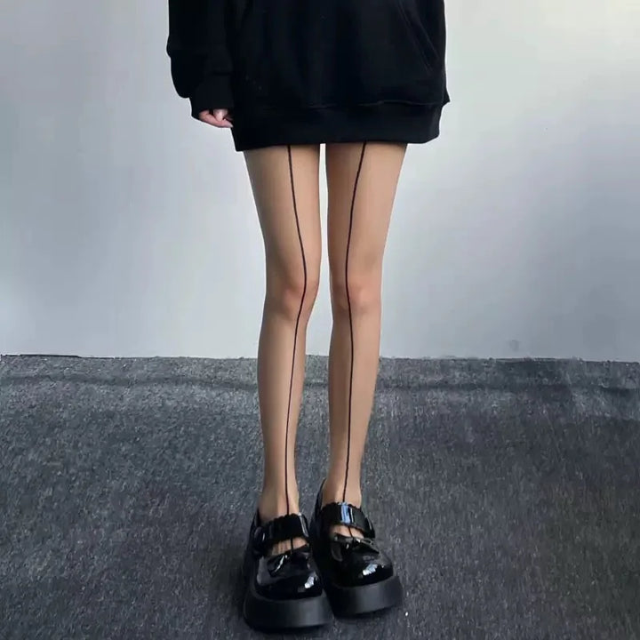 גרביון דק שקוף בעיצוב פס