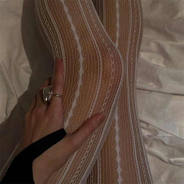 גרביונים רטרו סטייל