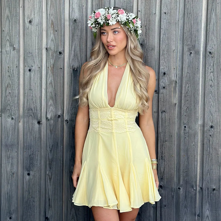 שמלת מיני קשירה בעורף גב פתוח בעיטור תחרה - הילה