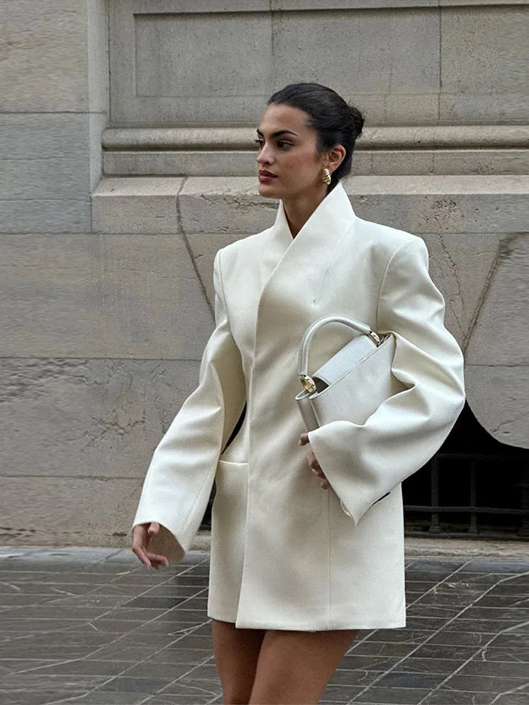 שמלת מיני מחויטת בעיצוב בלייזר - JACKIE